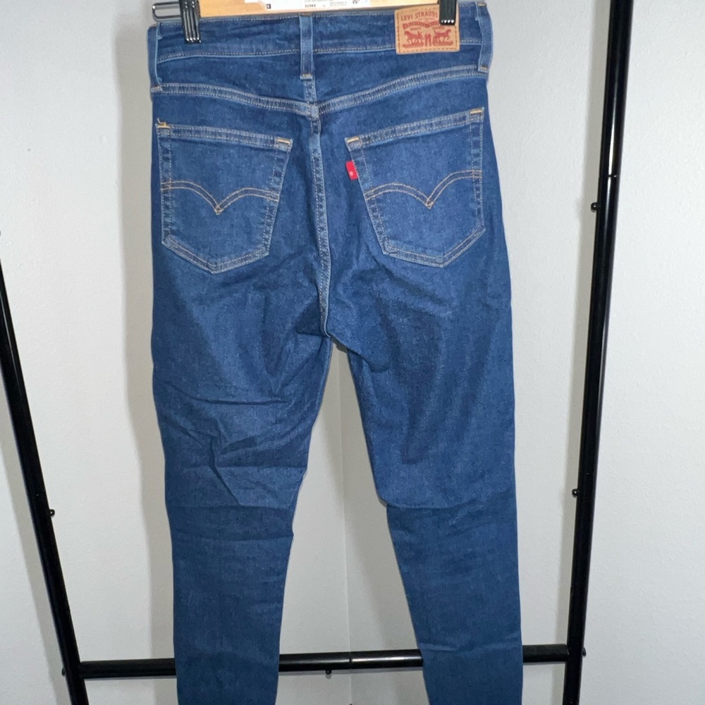 Signature by Levi Strauss Women's Skinny Jeans in Classic Blue